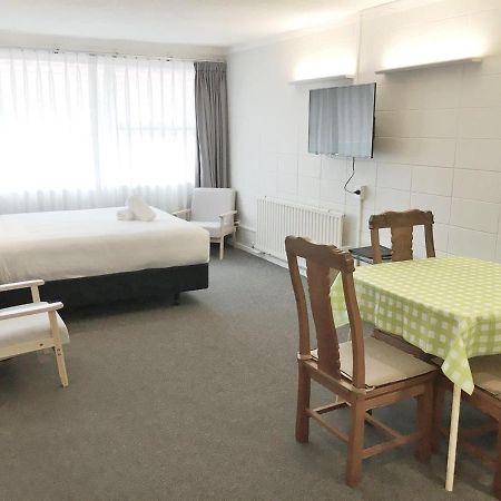 Thermal Oak Motel Роторуа Екстер'єр фото
