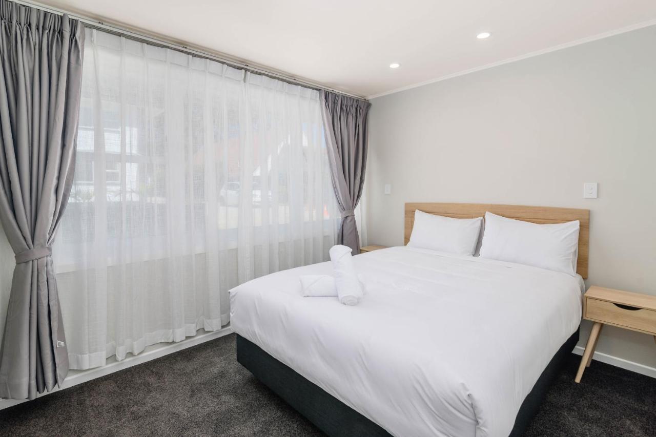 Thermal Oak Motel Роторуа Екстер'єр фото